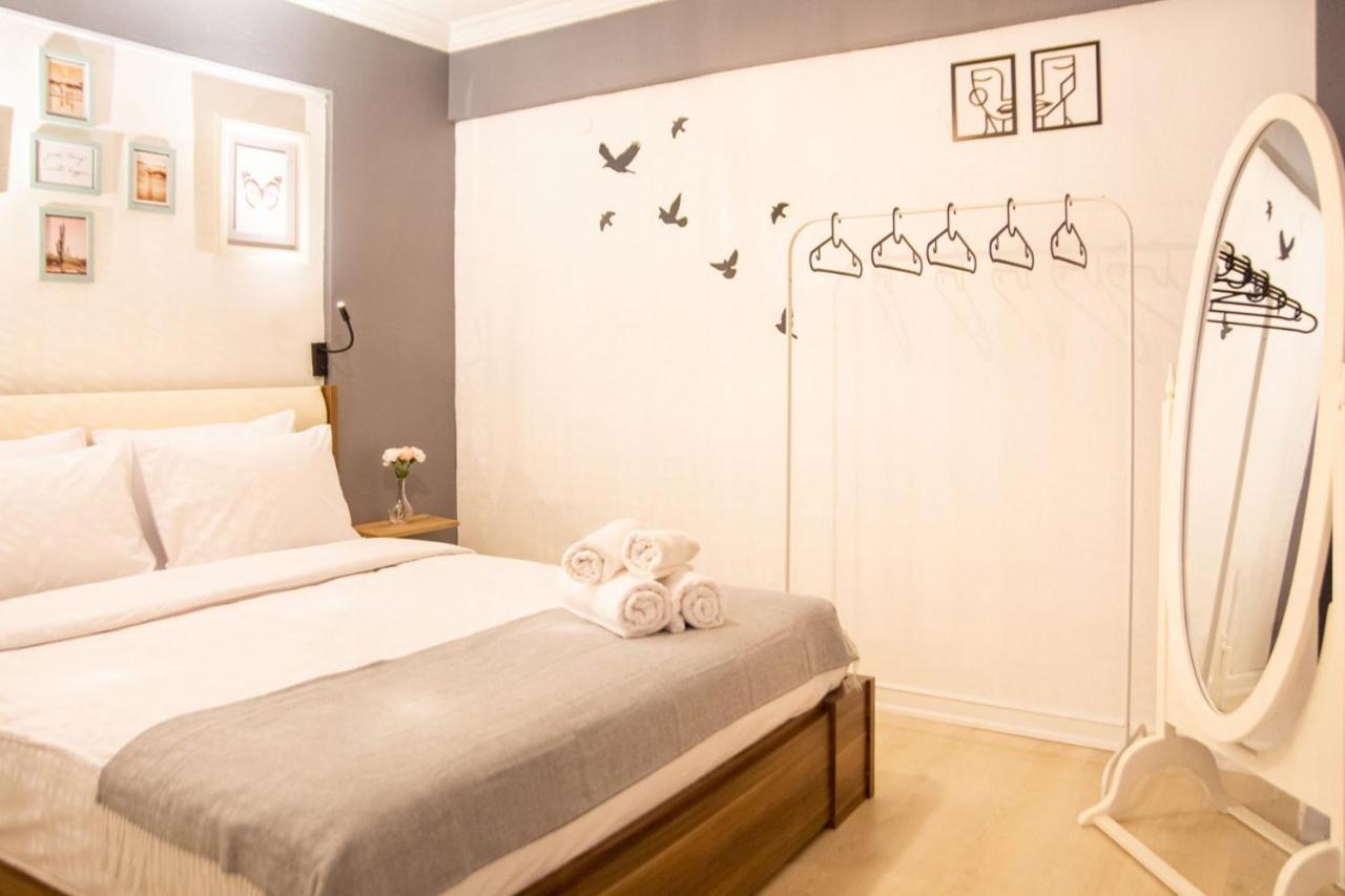 Amazing Flat Near The Coast With A Delightful Shared Terrace Close To Public Transportation In Karsiyaka Izmir Exterior photo